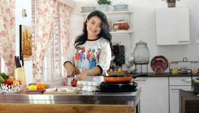 Diah Didi, Pakar Kuliner Pun Menilai Sambal Bu Kaji